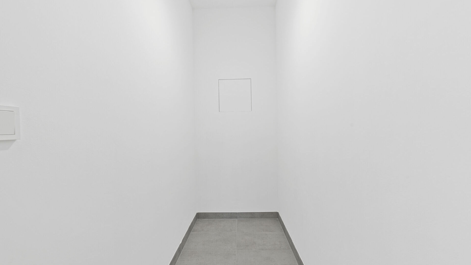 2025-12-09-S01626-Stiege 2-Top 6-010