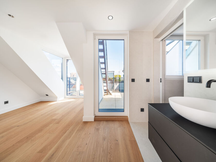 En Suite Bad | Master Bedroom