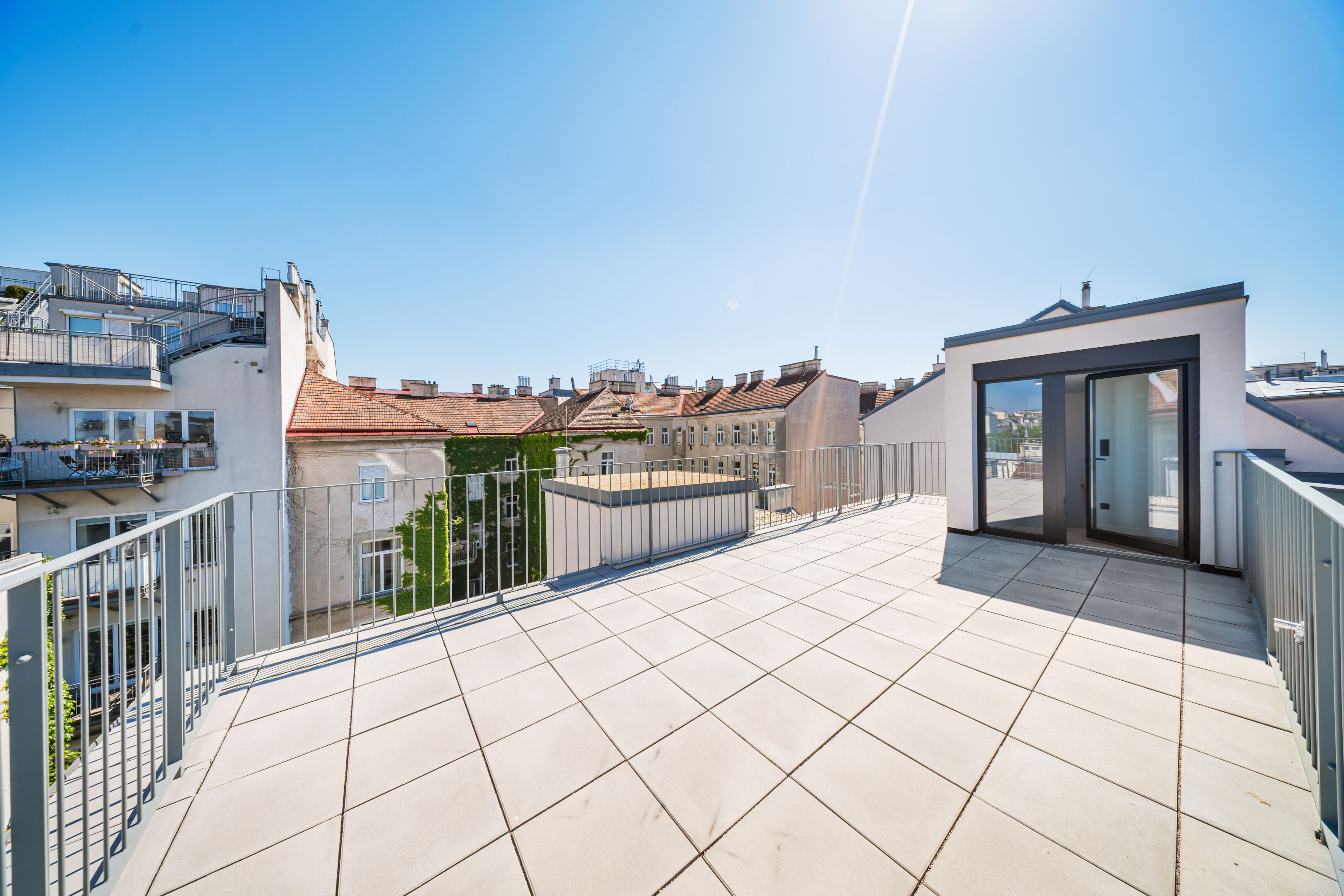 Dachterrasse mit Fernblick