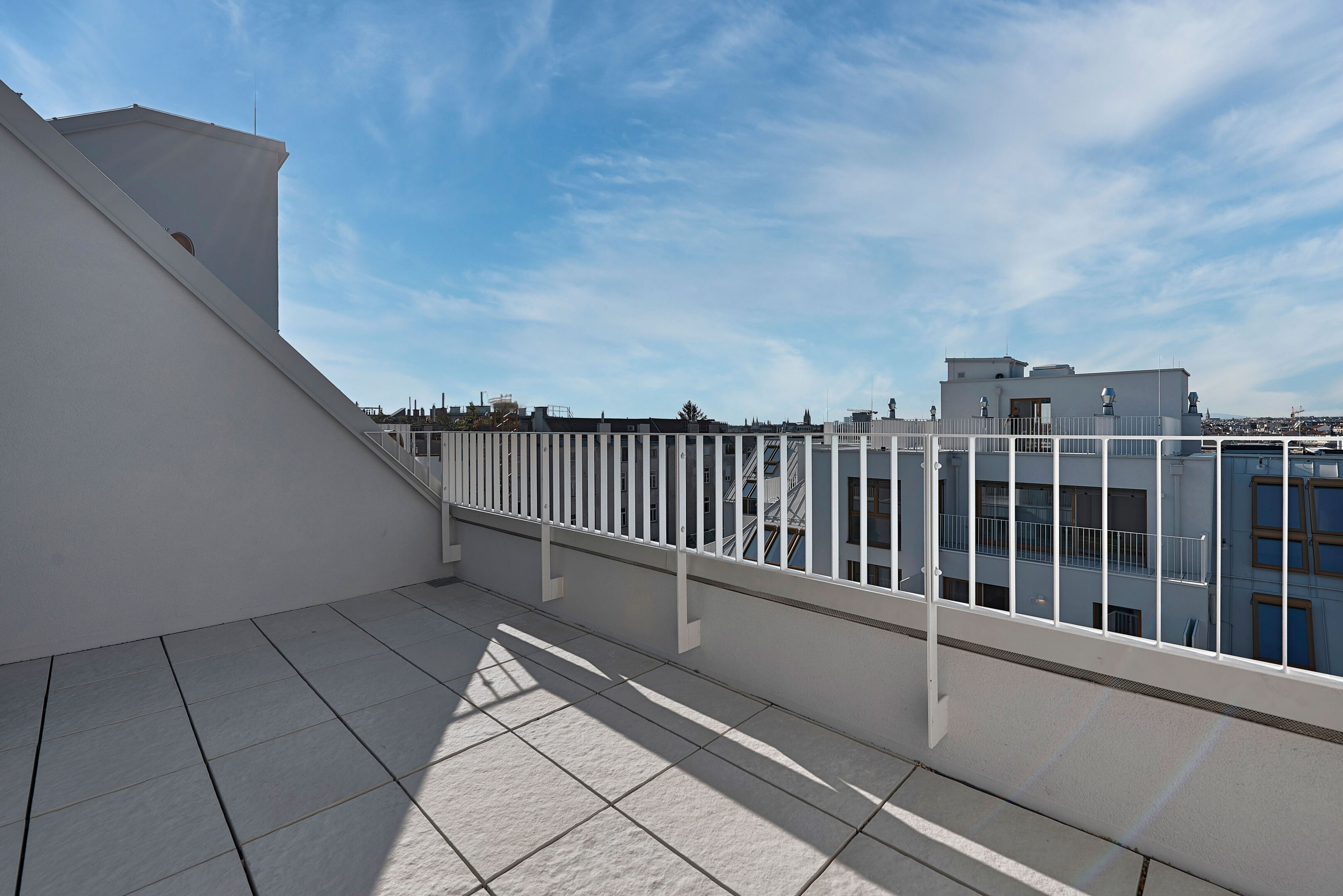 DSC3747-9603