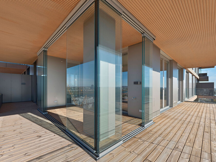 Terrasse mit Wintergarten