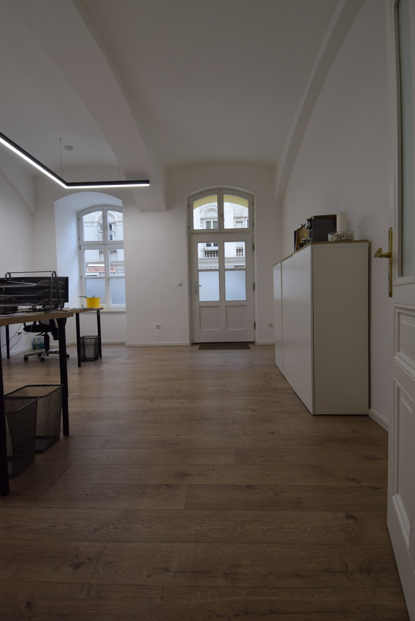 Büro 6