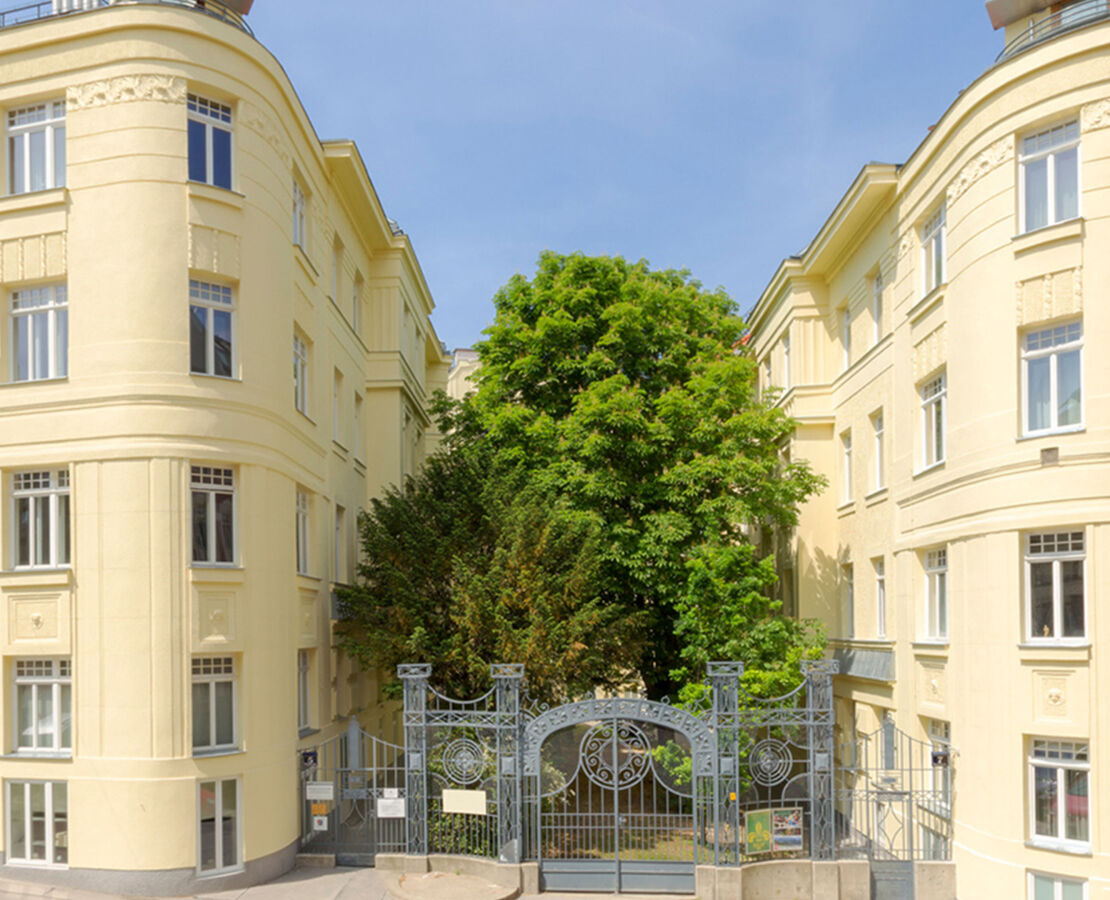 Weimarer Straße 57