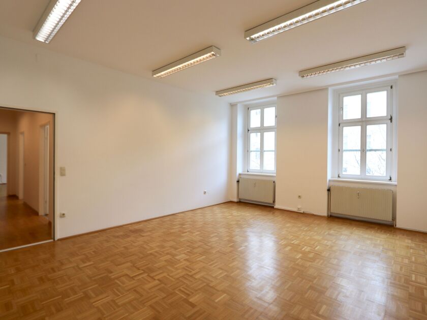 Büro 4