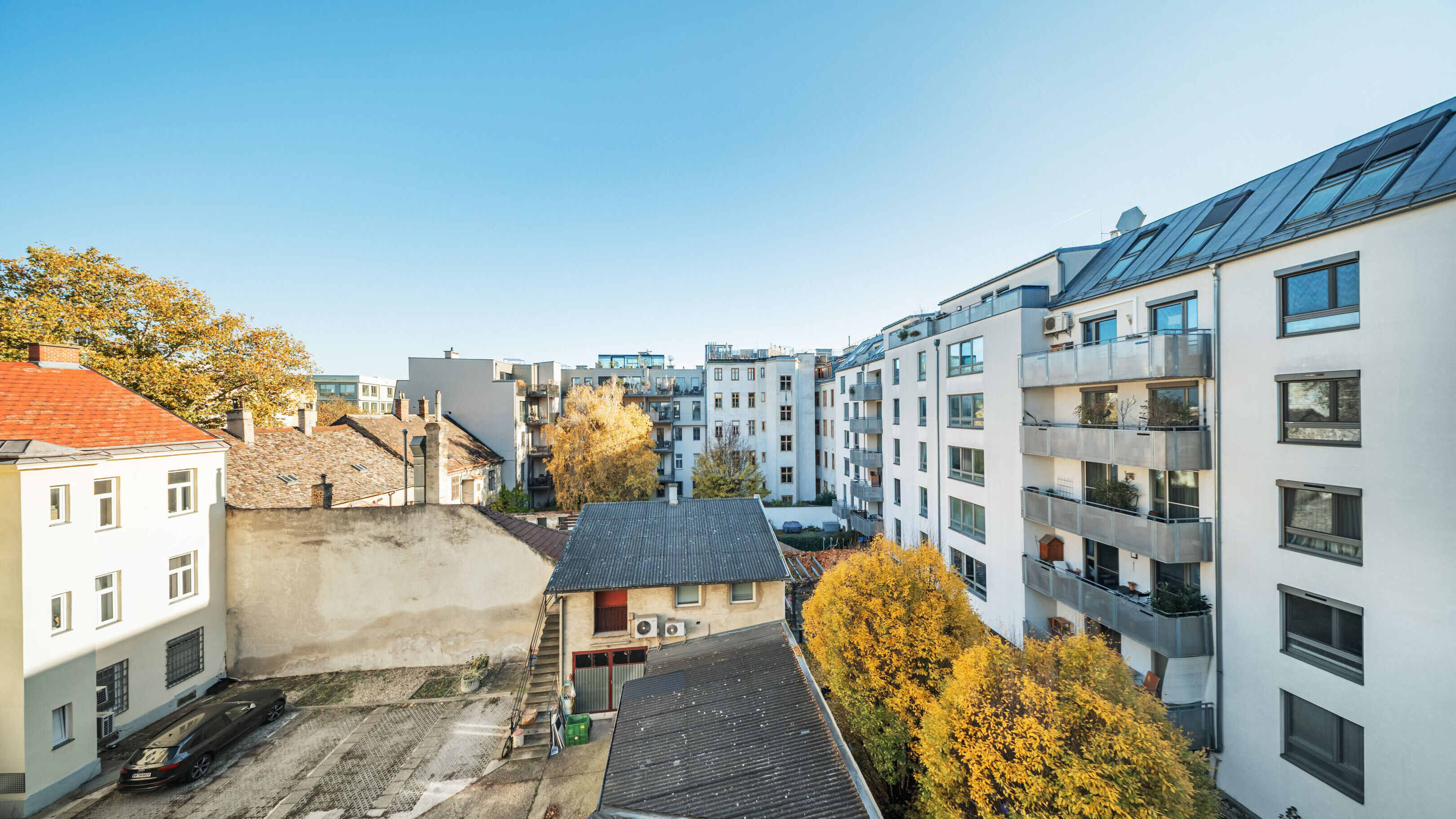 Aussicht Balkon 1 Innenhof