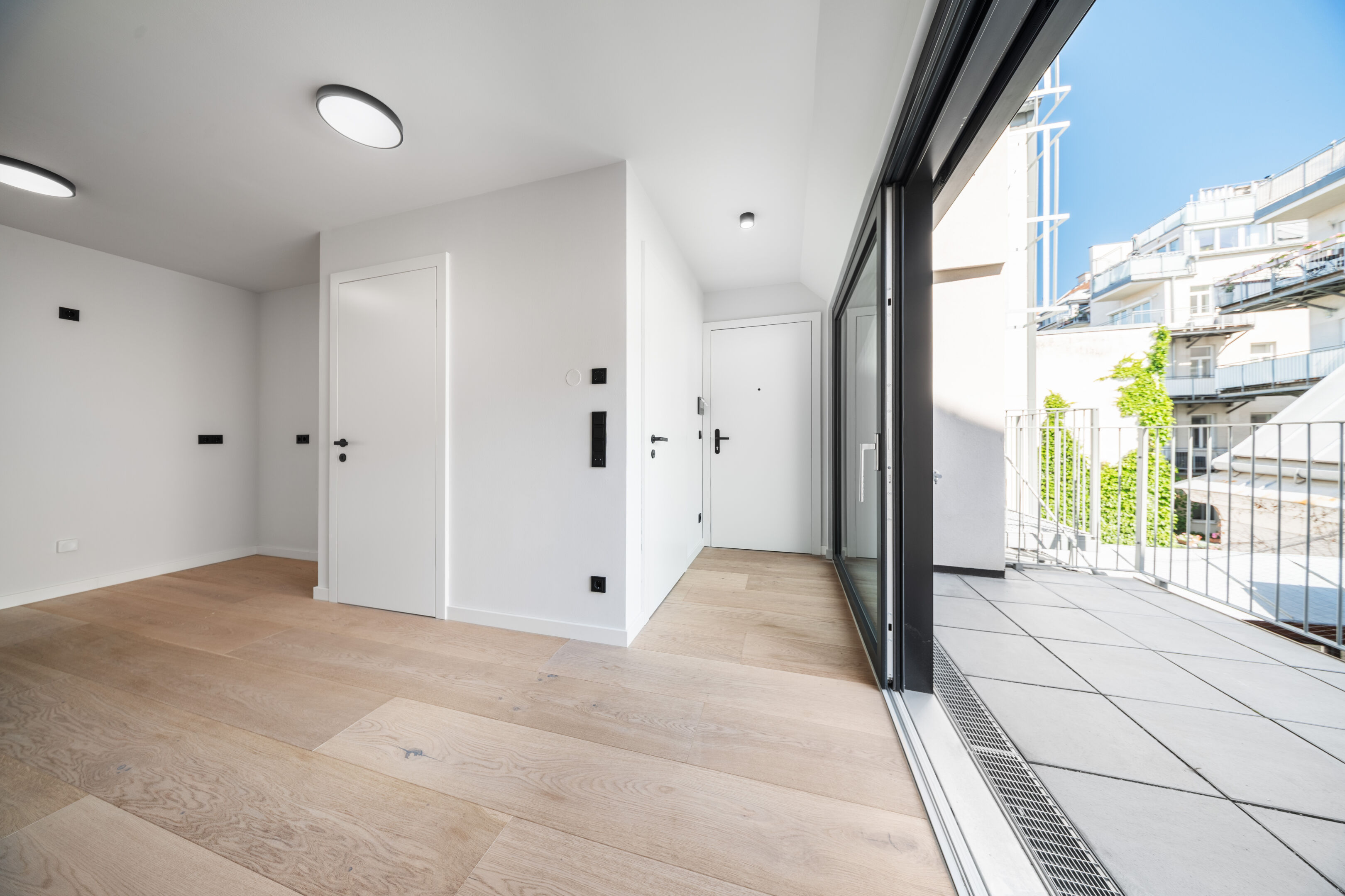 Wohnraum mit Terrasse
