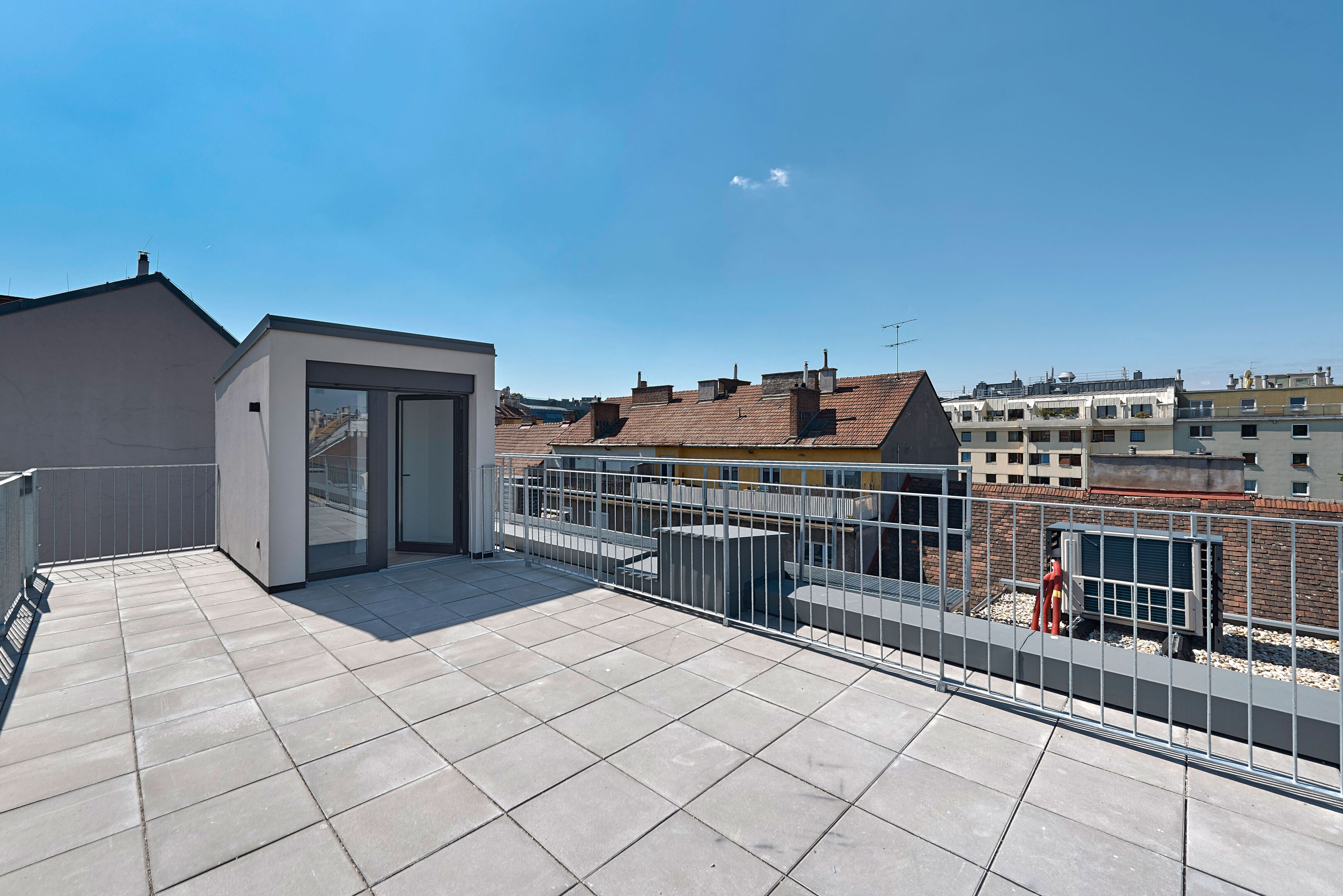DSC8856-9042