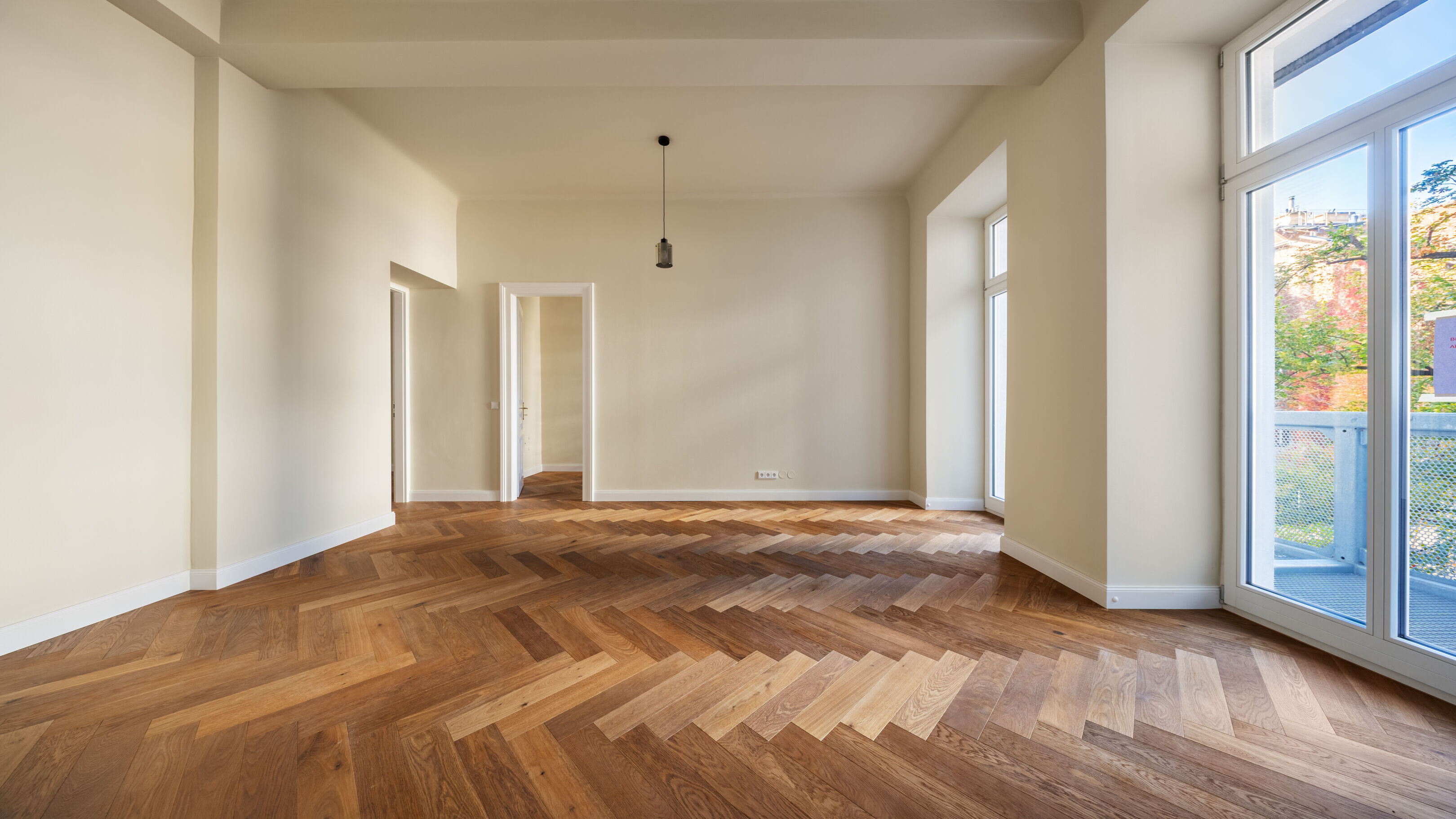 Wohnküche mit Balkon