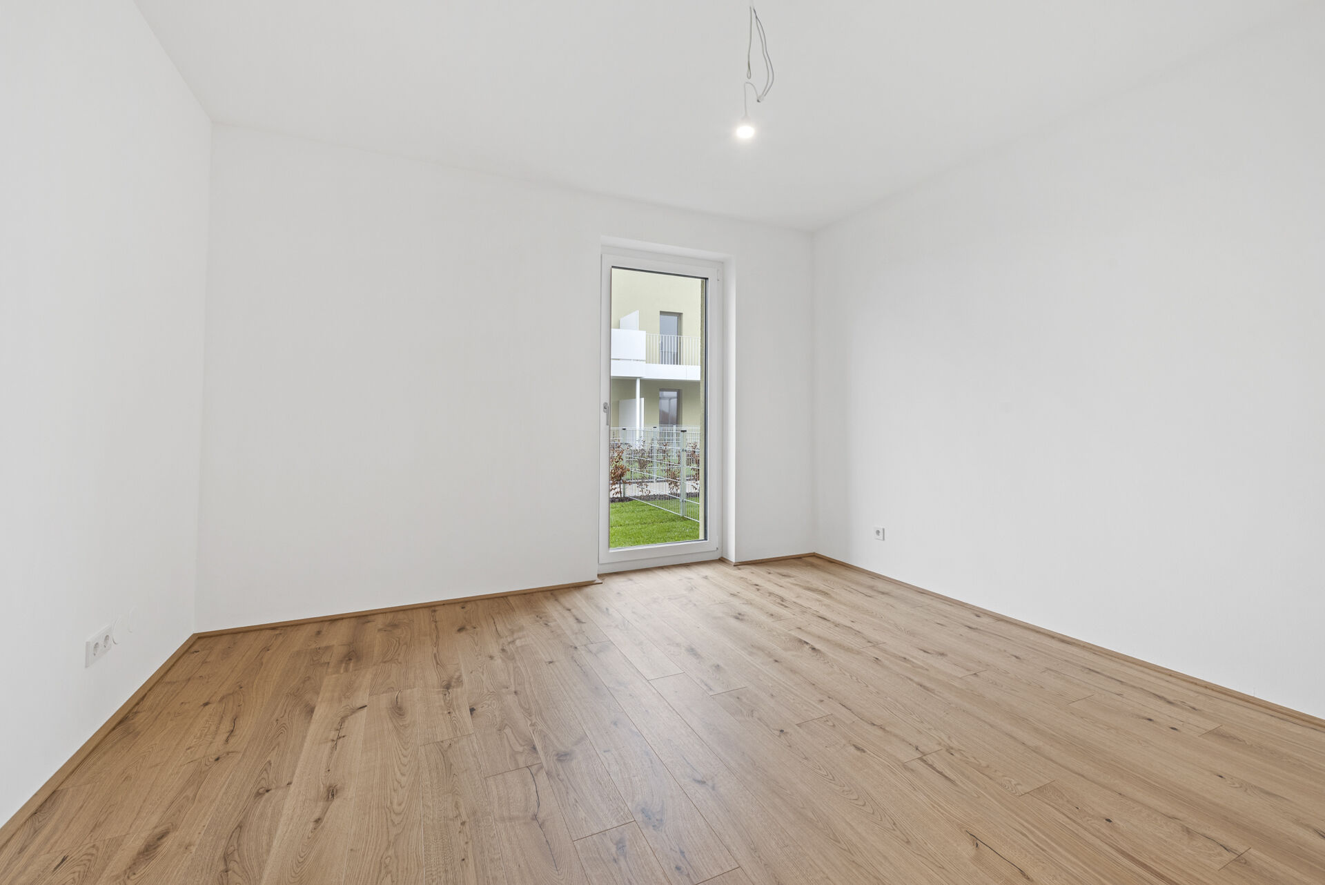 2025-12-09-S01626-Stiege 1-Top 1-010