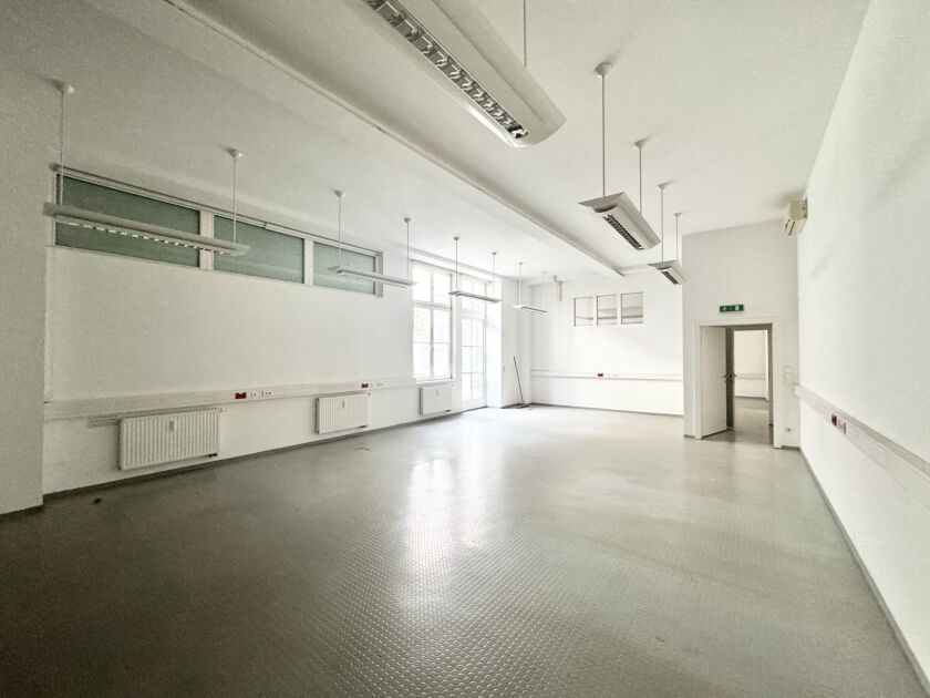 Büro-/Geschäftsraum