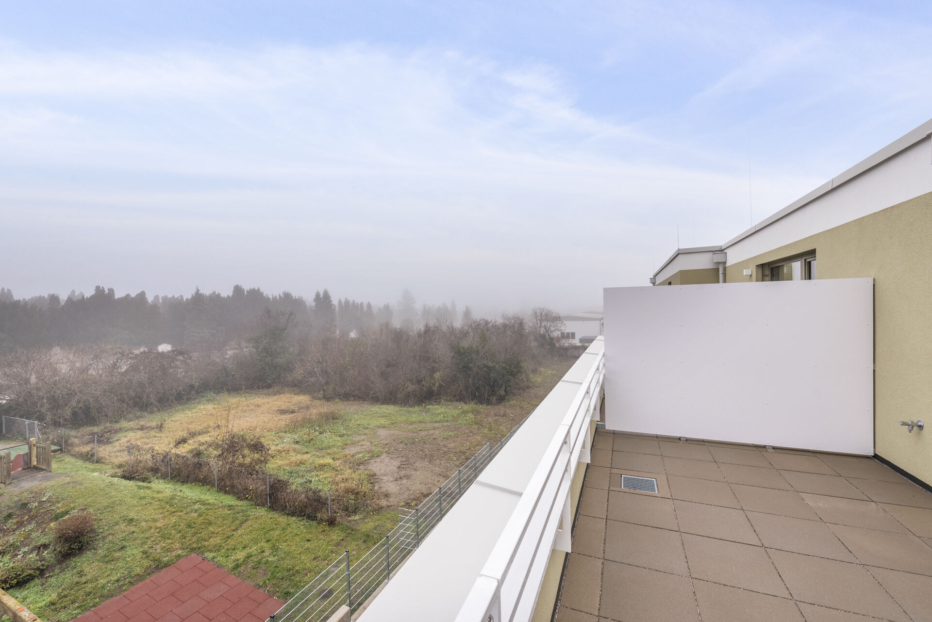 2025-12-09-S01626-Stiege 2-Top 28-017