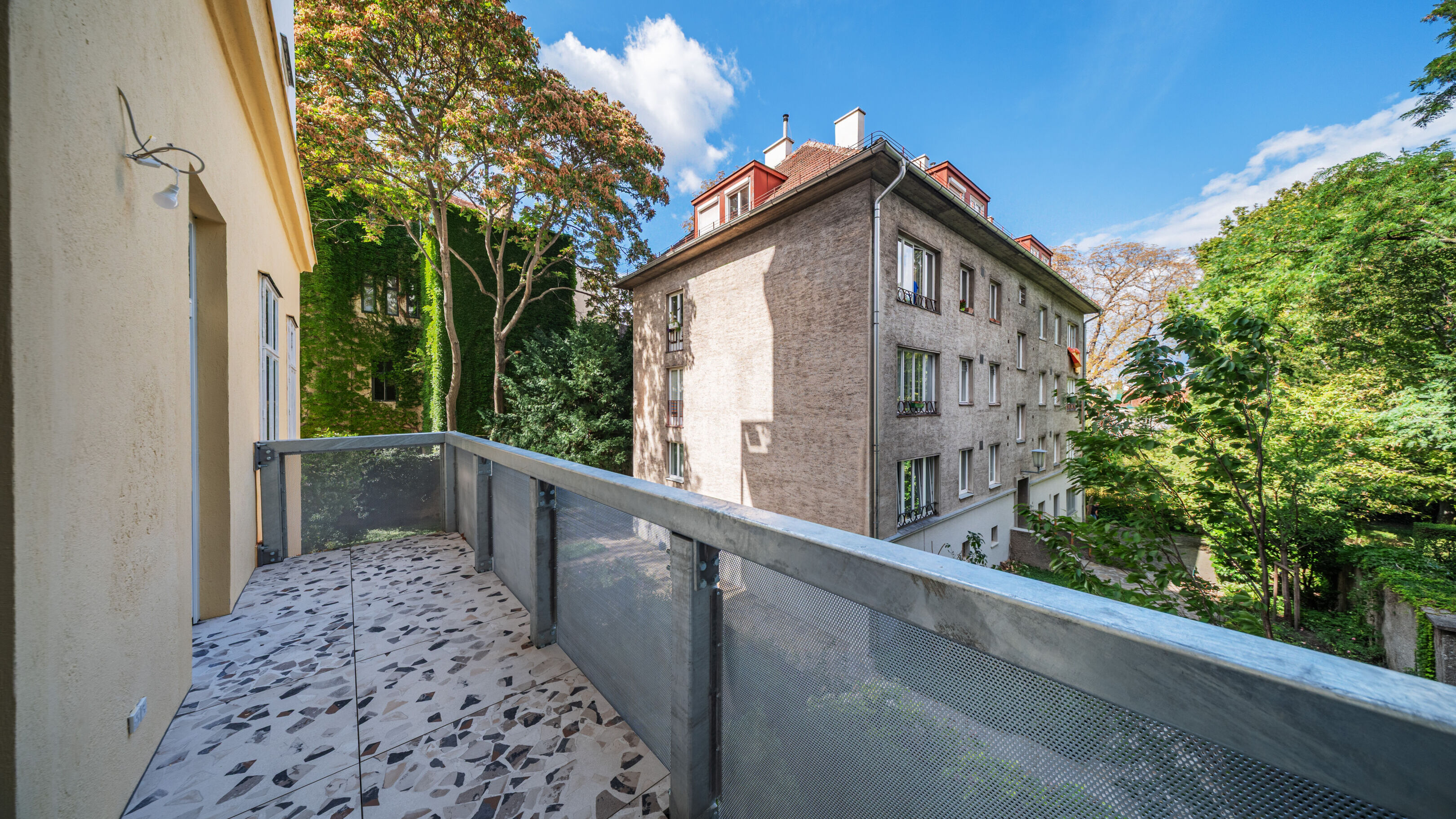 Balkon bei Wohnzimmer