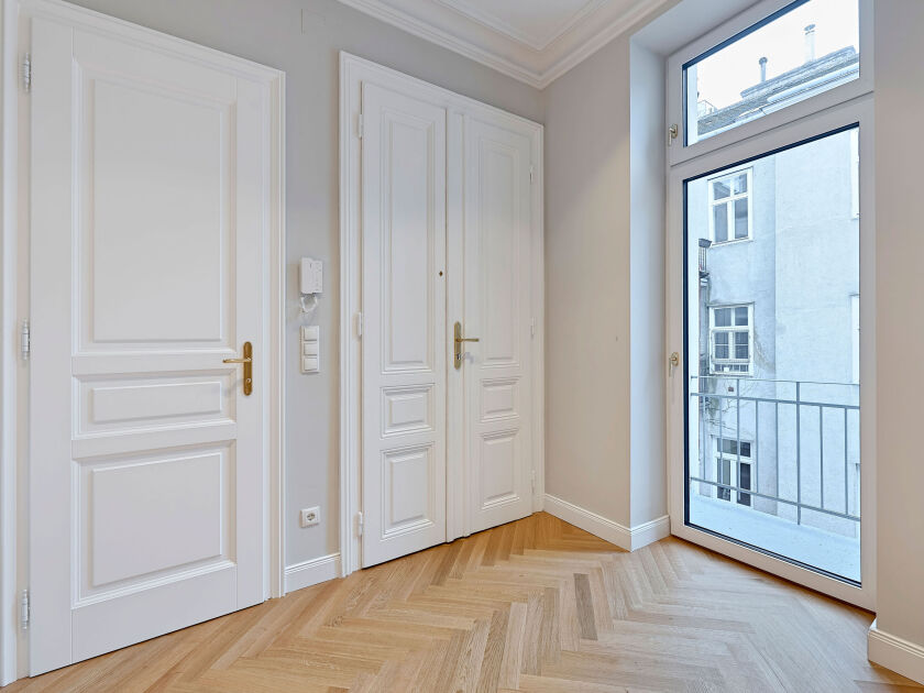 Vorzimmer mit Loggia