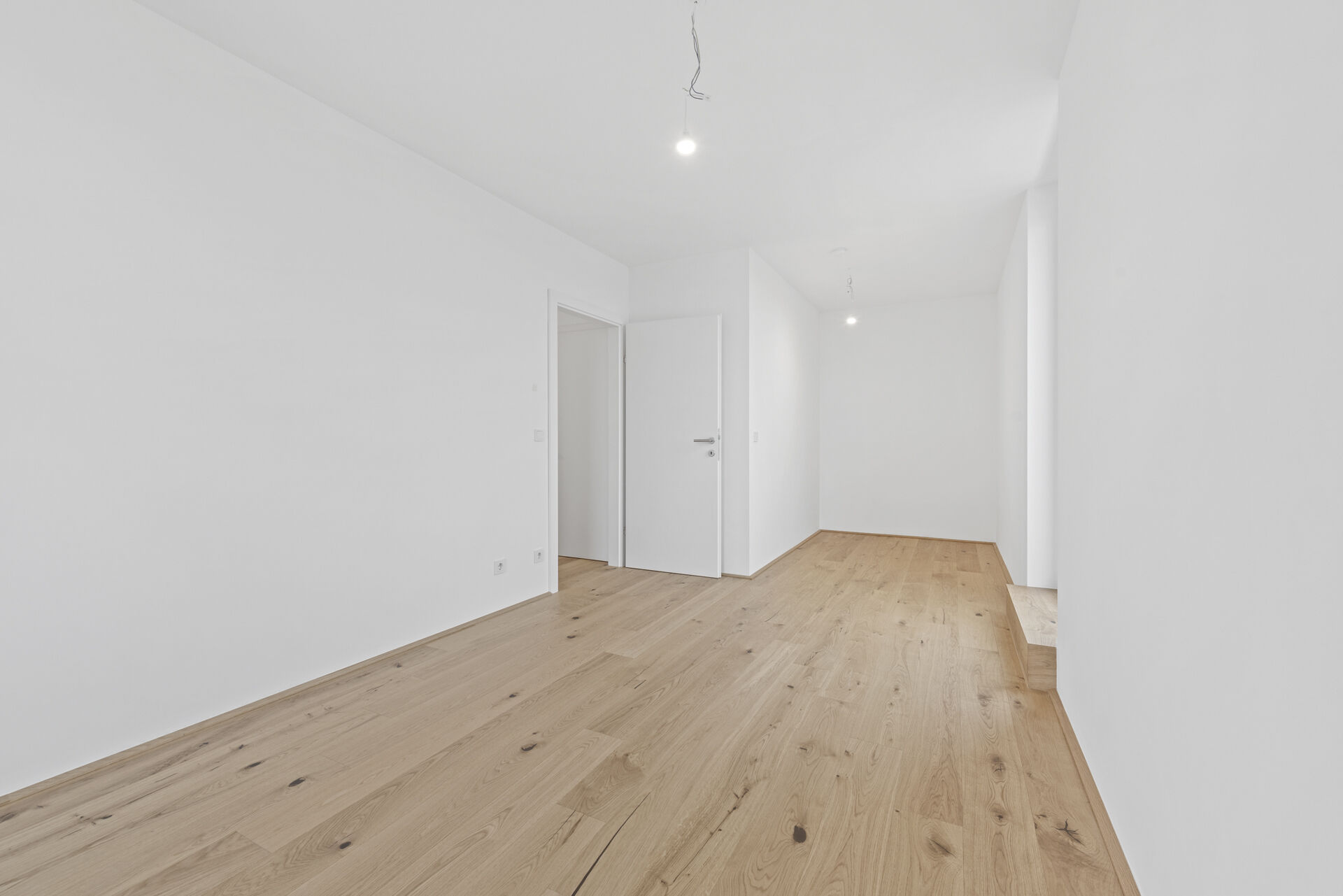 2025-12-09-S01626-Stiege 2-Top 28-009