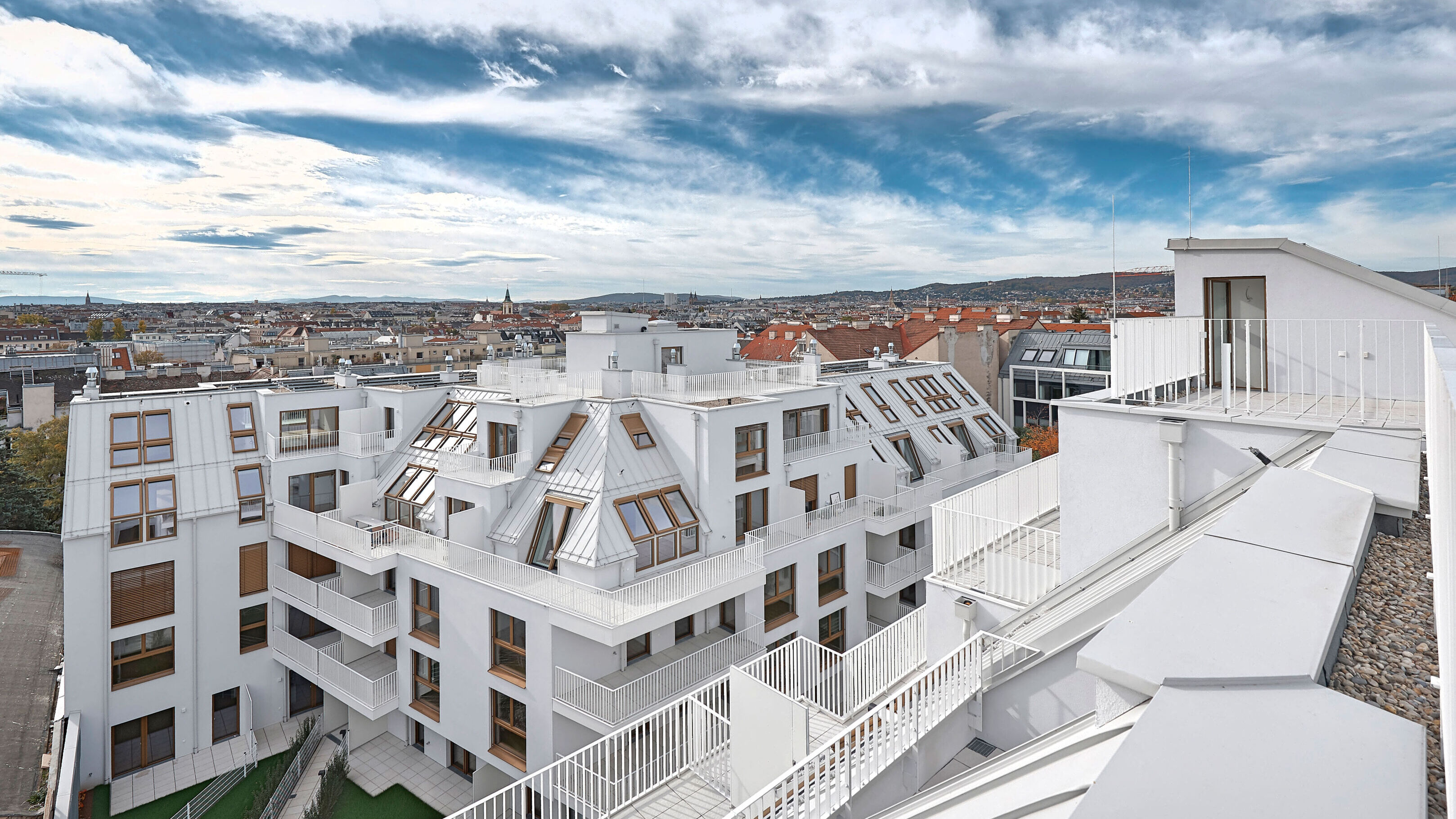 The Temptation | Außenansicht | Tag