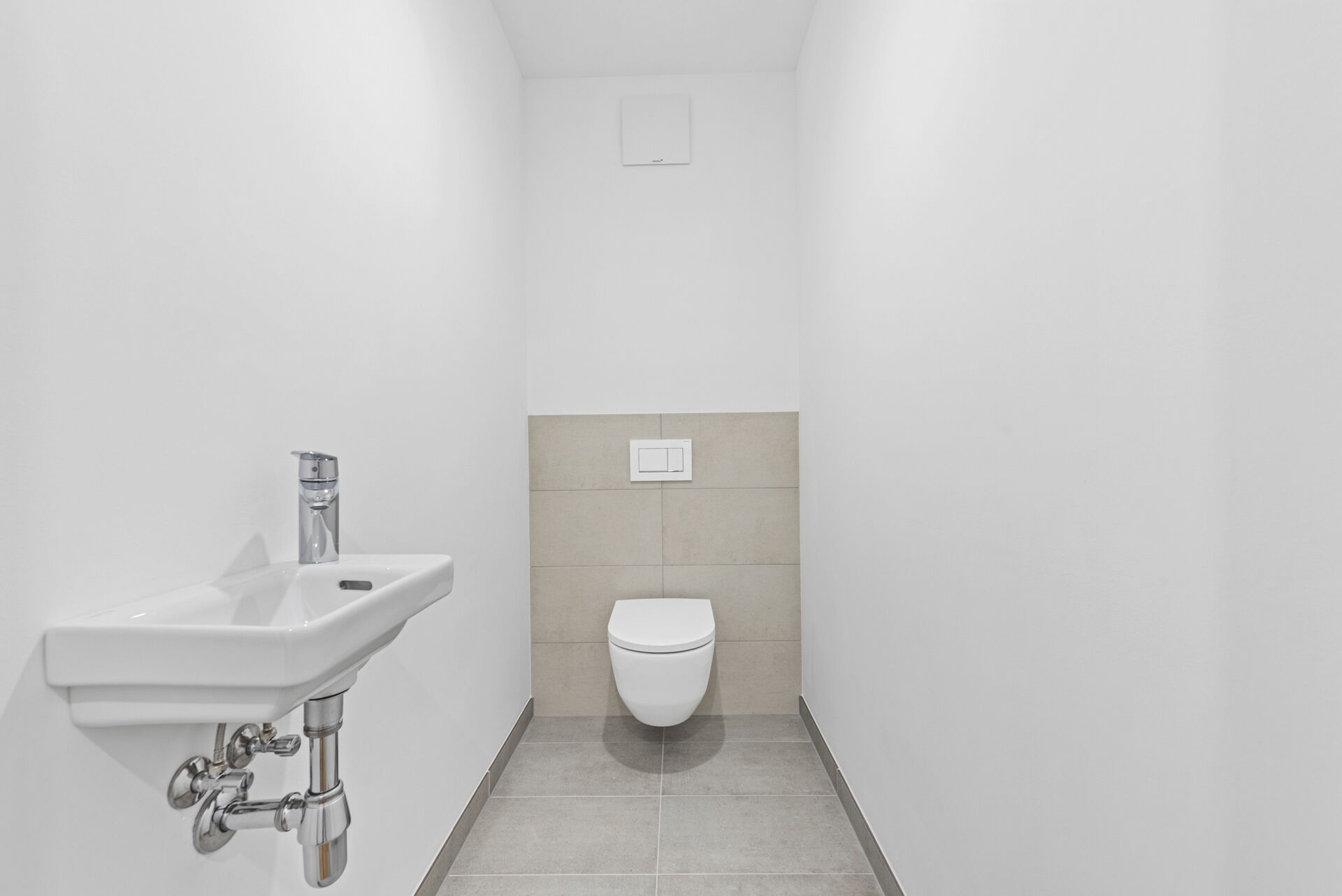 2025-12-09-S01626-Stiege 2-Top 15-003