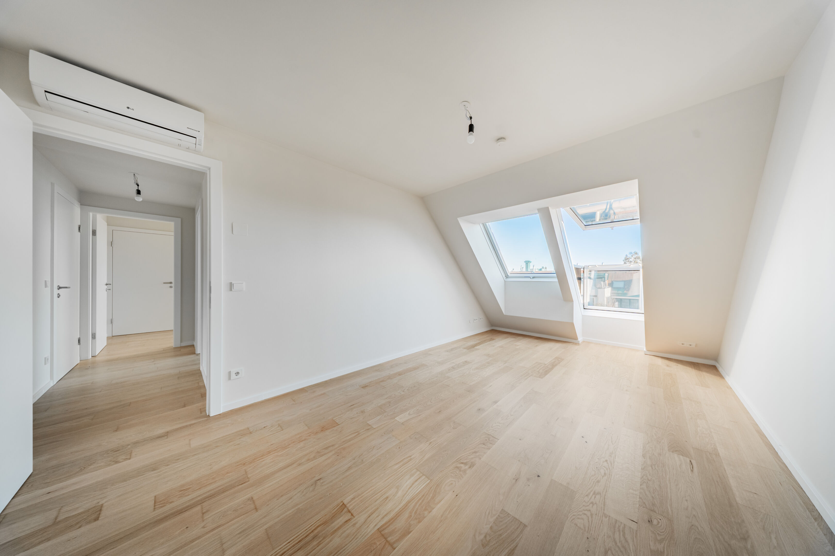 Zimmer 3 mit Cabriofenster