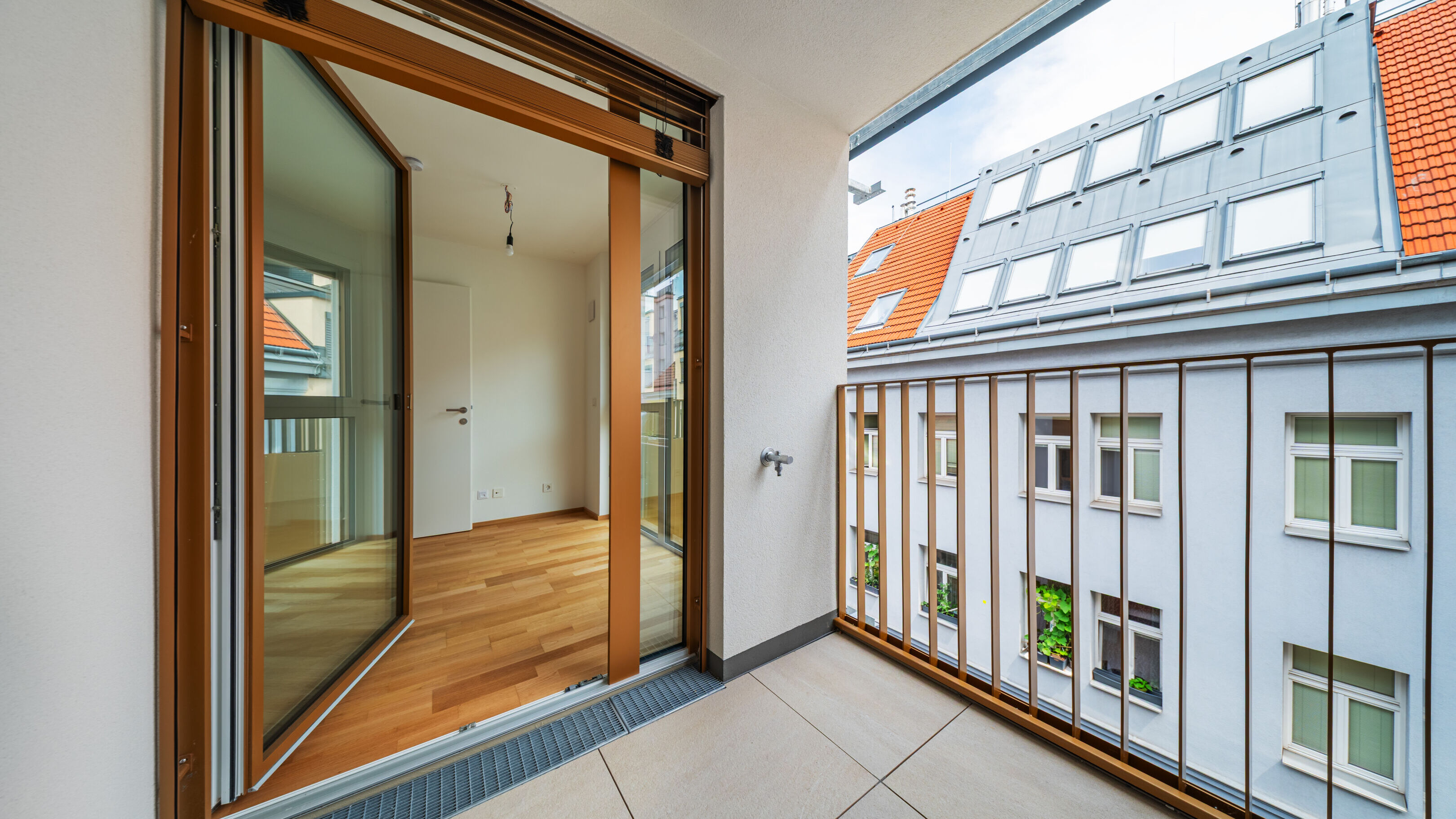 07 2026 Top 17 Balkon 1
