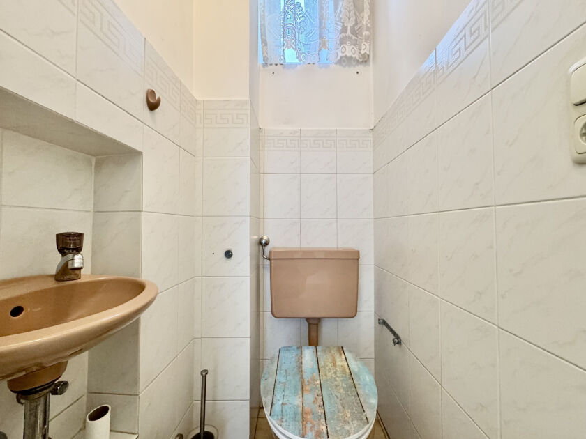 WC mit Fenster