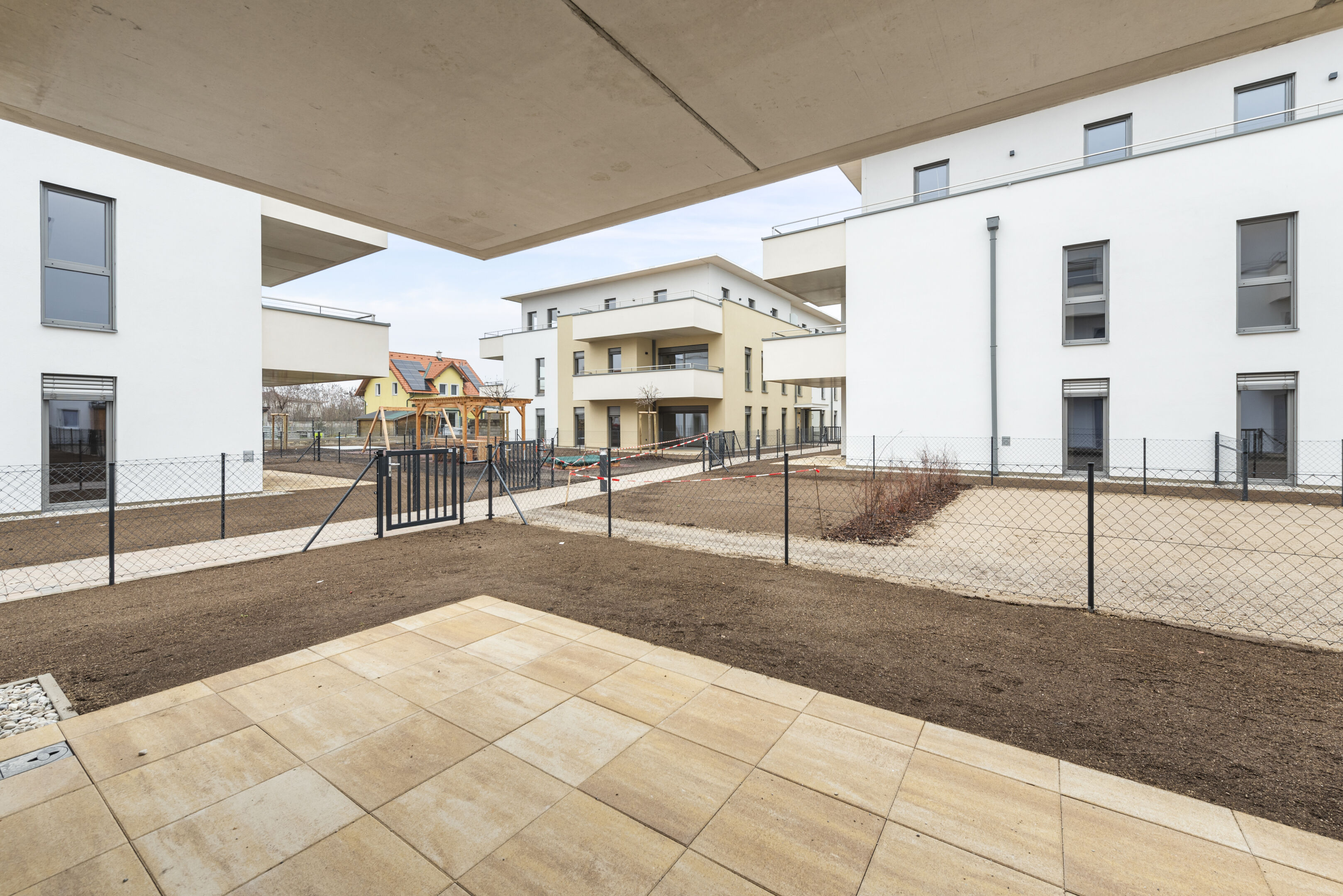 2025-12-17 S01624-A04-053