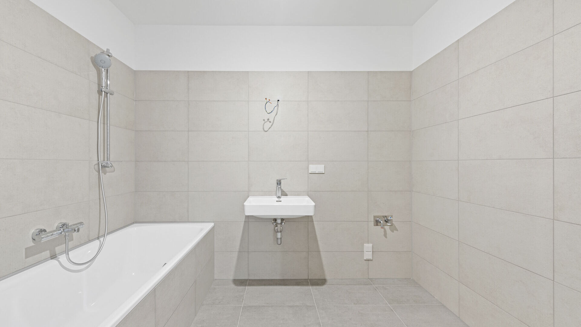 2025-12-09-S01626-Stiege 1-Top 8-002