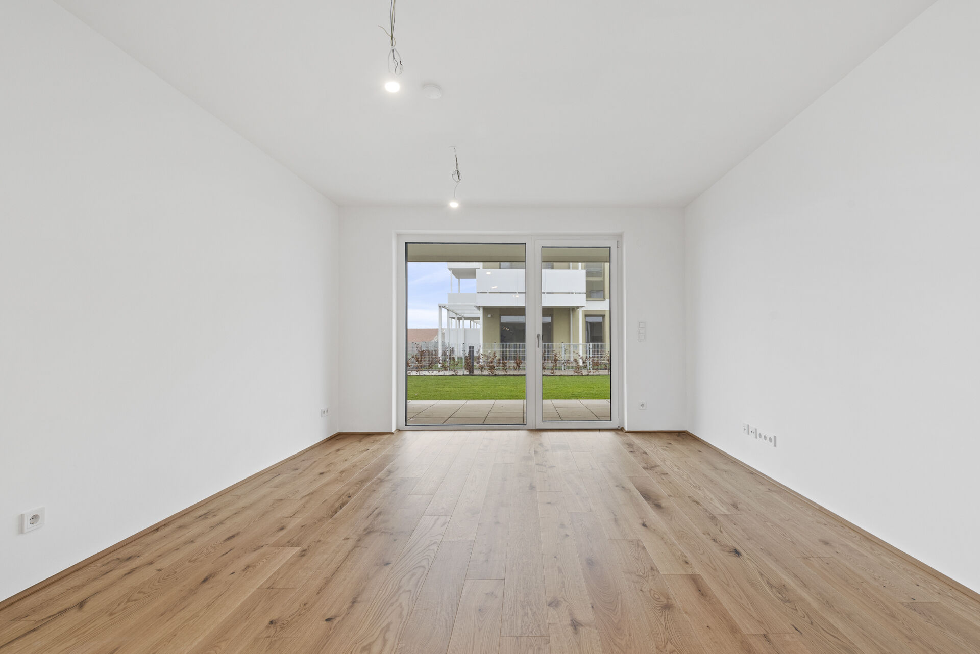 2025-12-09-S01626-Stiege 2-Top 4-011