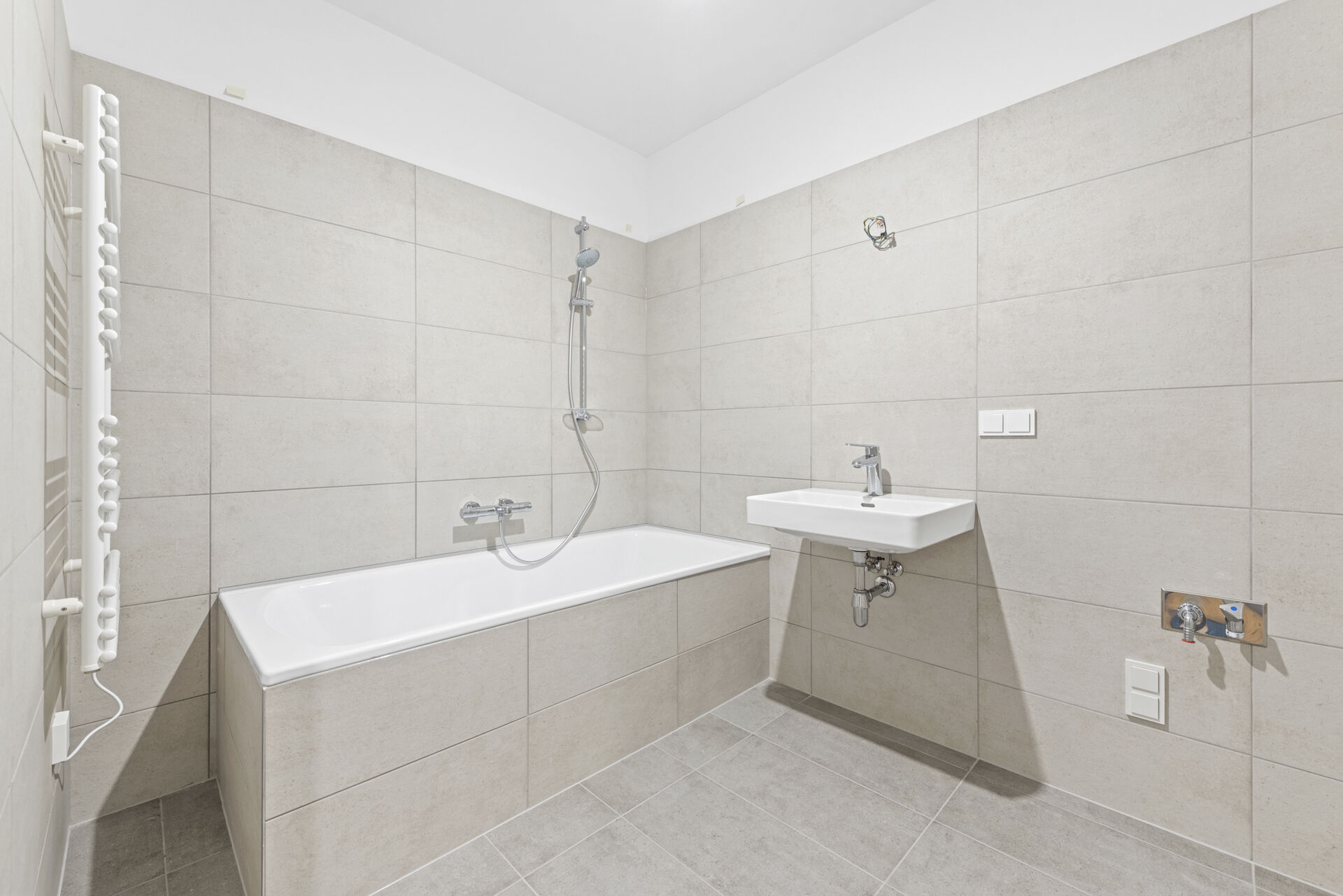 2025-12-09-S01626-Stiege 2-Top 9-010