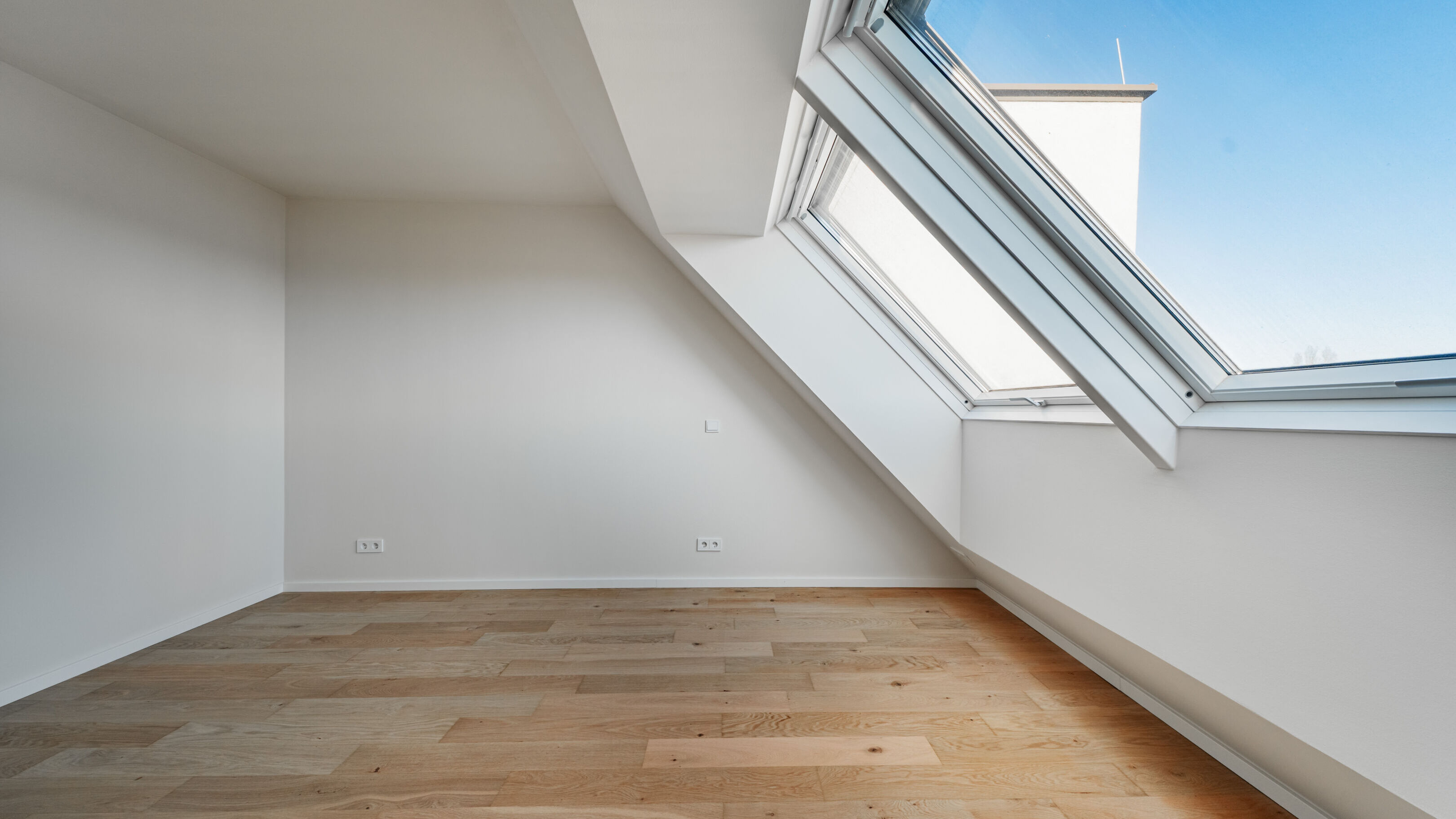 Schlafzimmer 1 mit Bad