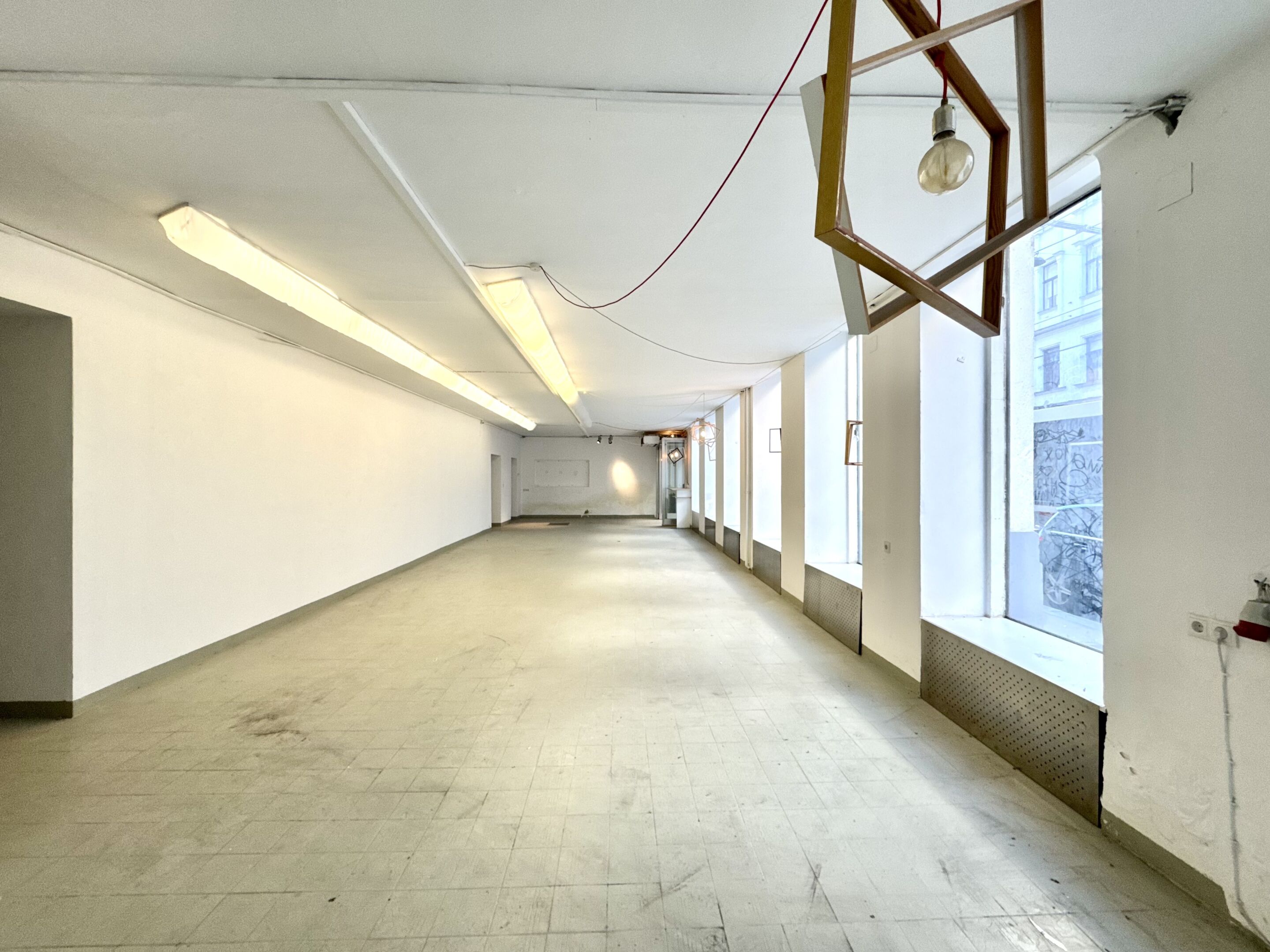 straßenseitiger Raum