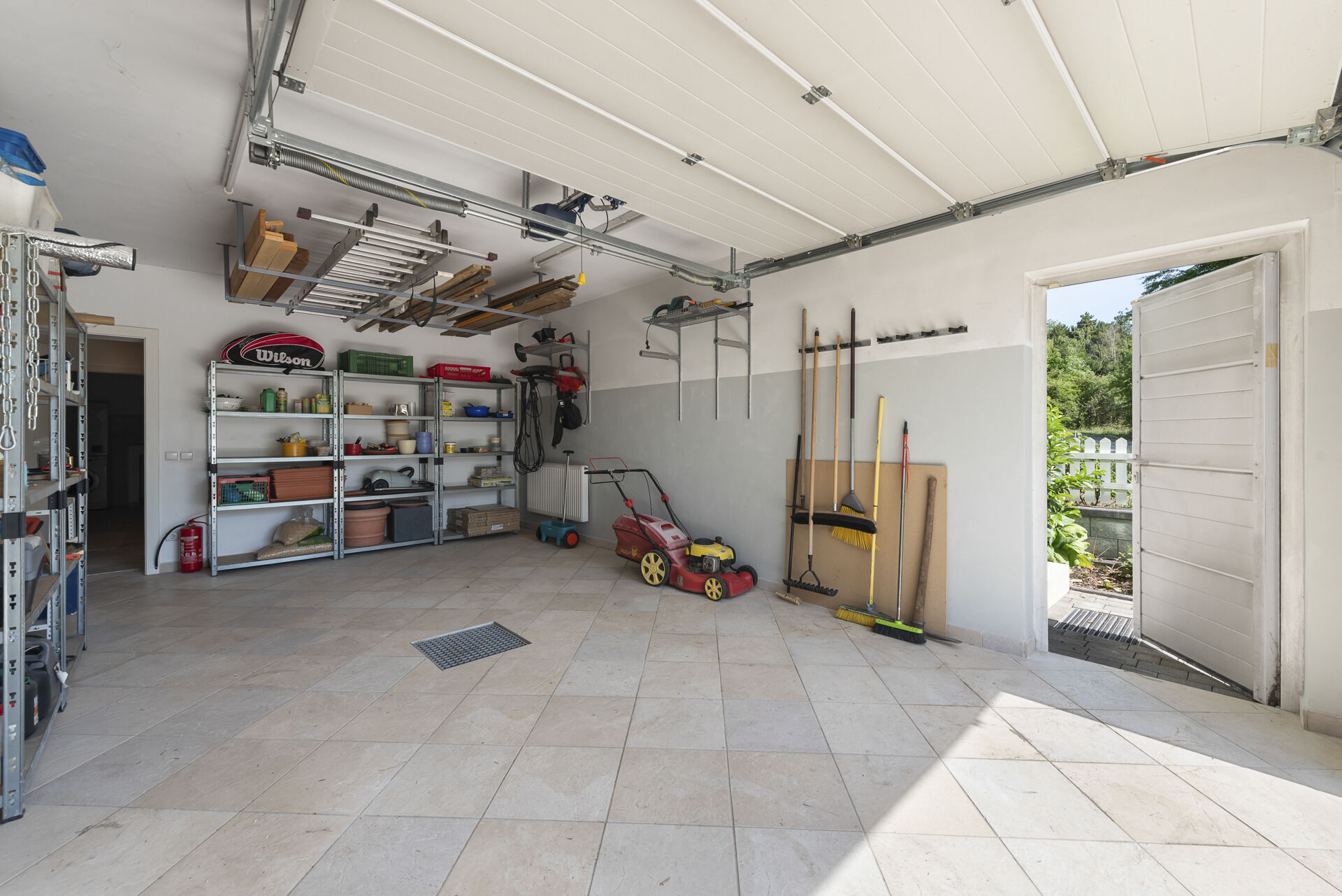 Garage