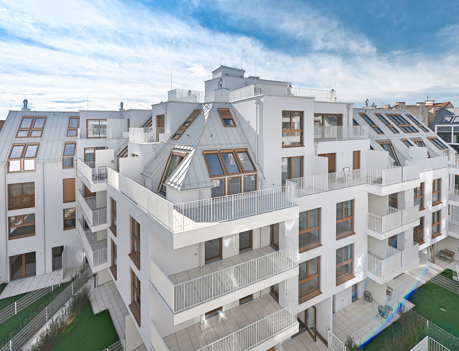 The Temptation | Außenansicht | Tag