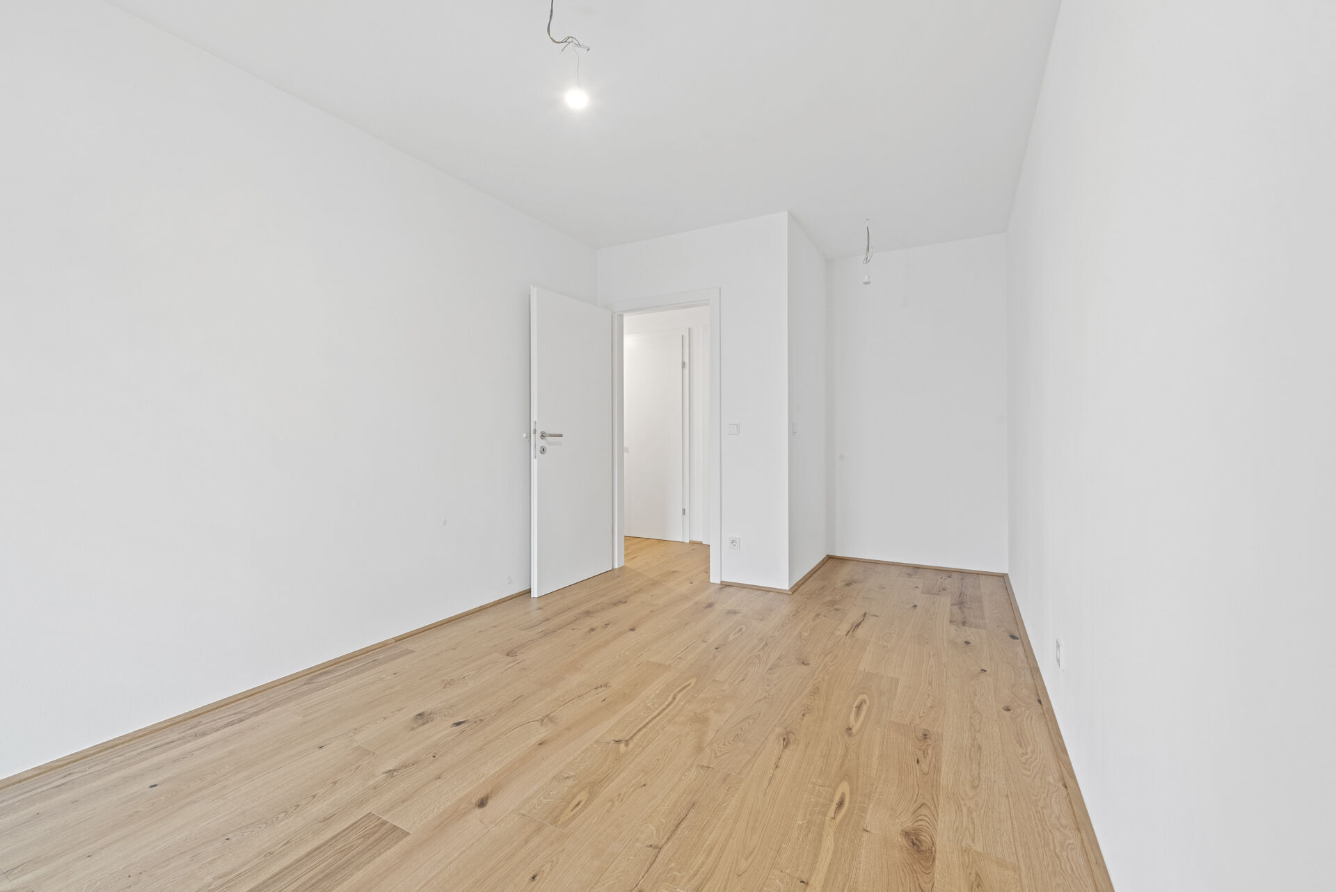 2025-12-09-S01626-Stiege 2-Top 6-007