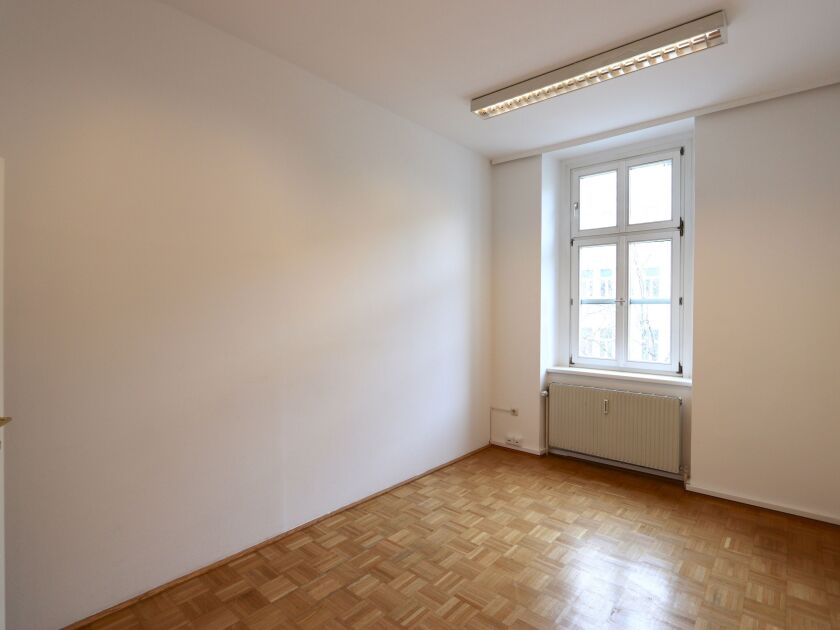 Büro 2