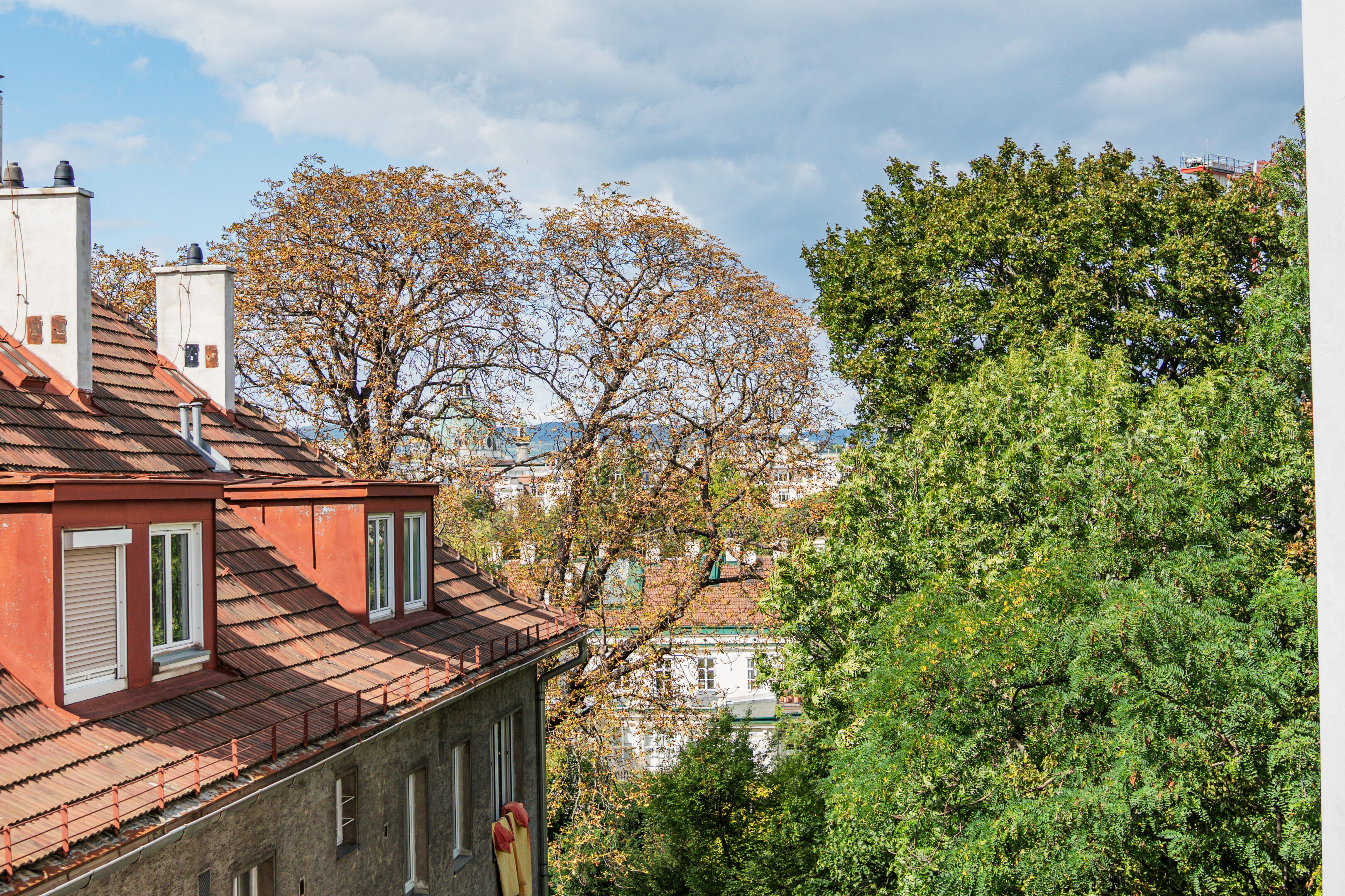 Blick vom Schlafzimmer-Balkon