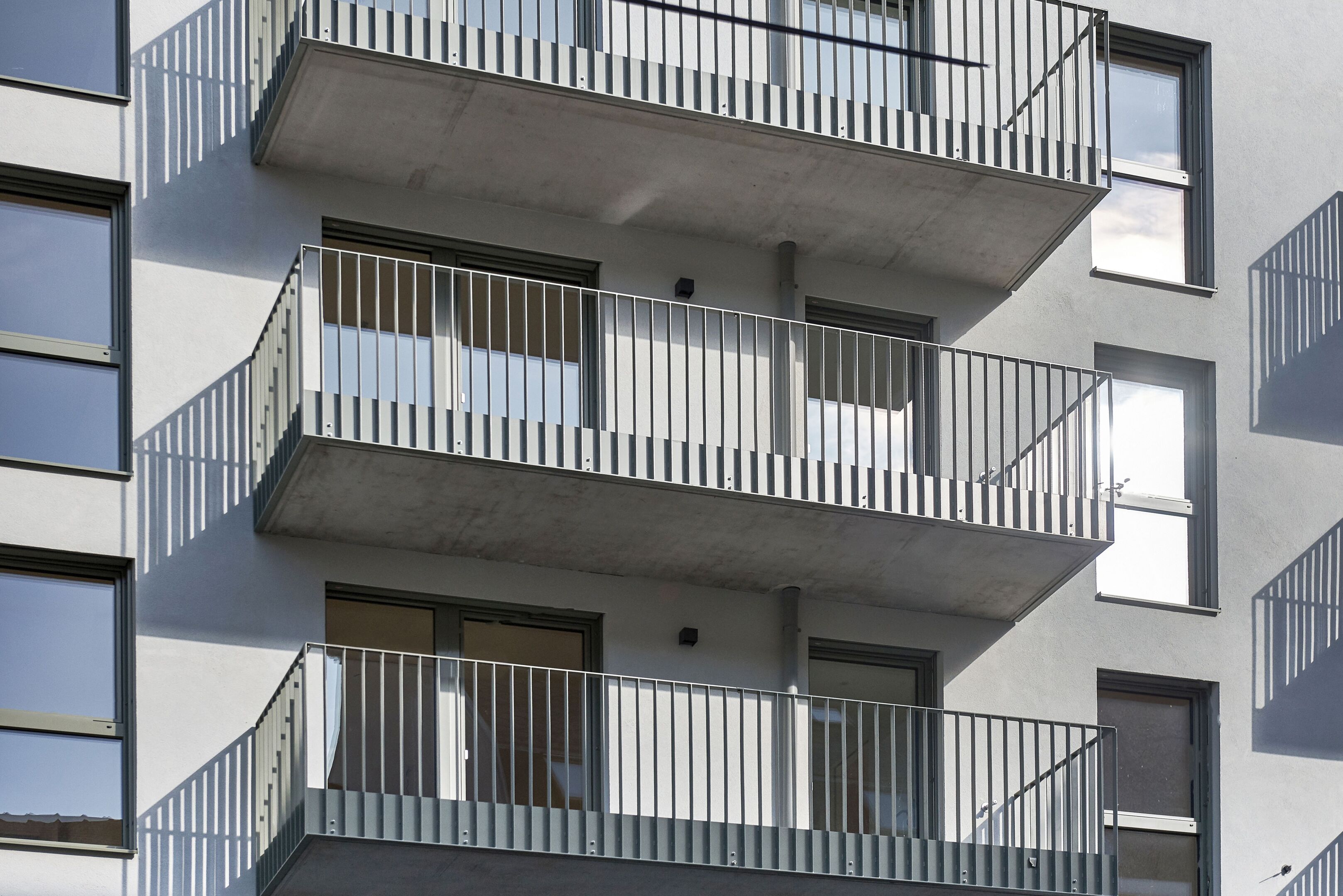 WINEGG-Arndtstraße 50-Fassade-Balkon