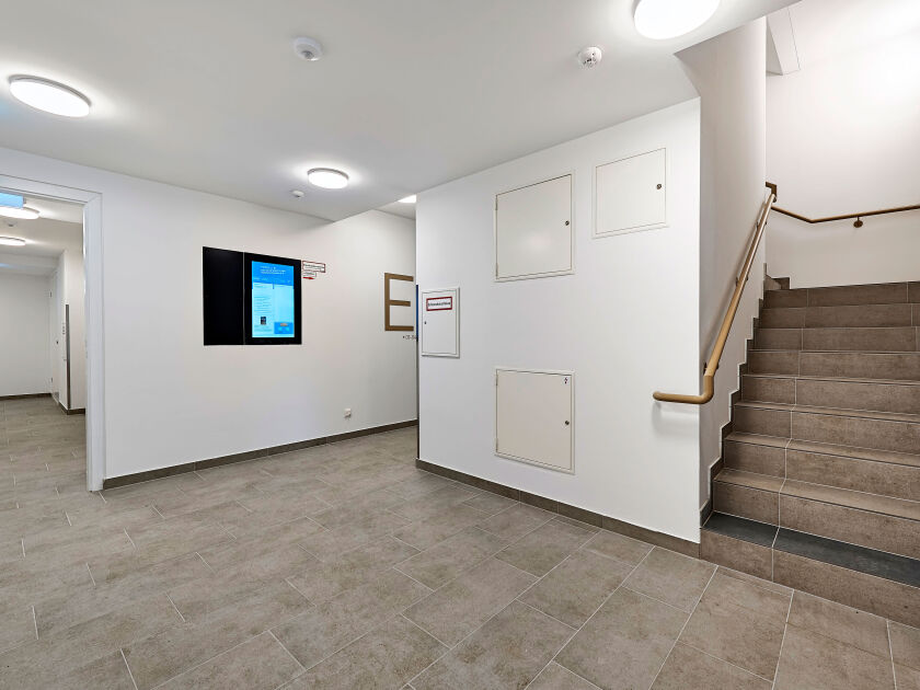 Fahrbachgasse 6-8 | Hauseingang Innen
